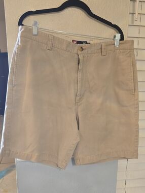 Chaps Men's Flat-Front Tan Shorts